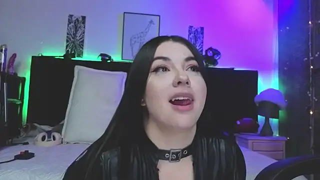 Snapshot of Liah_santos chatting on 13, 10, 2025 Liah santos online show from 13, 10, 2025