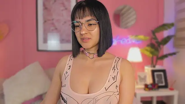 SoySaraa online show from 11, 10, 2025