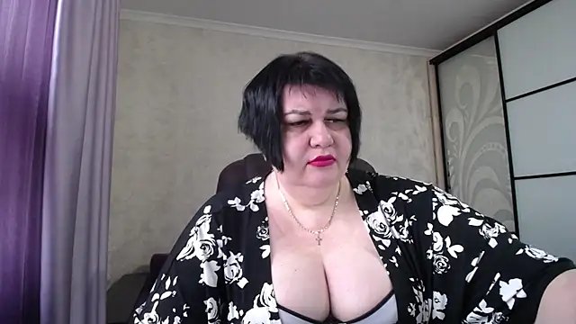 JuicyLady Di online show from 16, 12, 2025