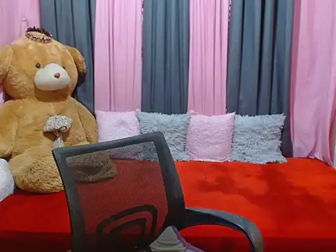 xxSexyBitch69xx online show from 24, 10, 2025