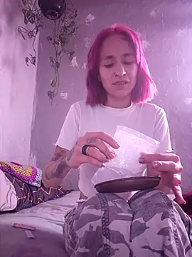 Snapshot of fablob23 chatting on 7, 3, 2025 fablob23 online show from 7, 3, 2025