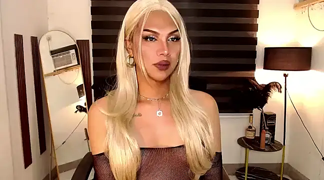 SarahAmber online show from 2, 12, 2024