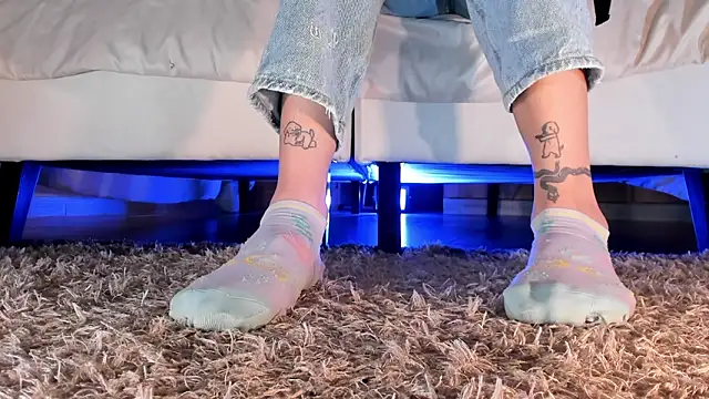 ArchieCollins online show from 28, 1, 2025