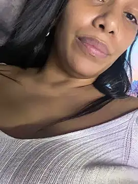 ArielleMillerr online show from 14, 1, 2025