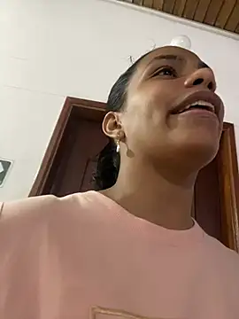 ArielleMillerr online show from 18, 1, 2025