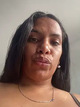 ArielleMillerr online show from 4, 3, 2025