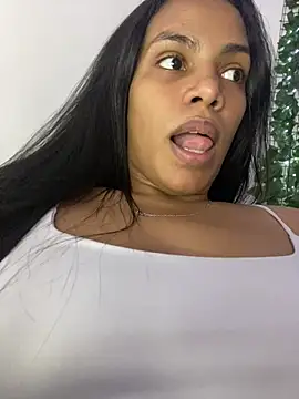 ArielleMillerr online show from 20, 3, 2025