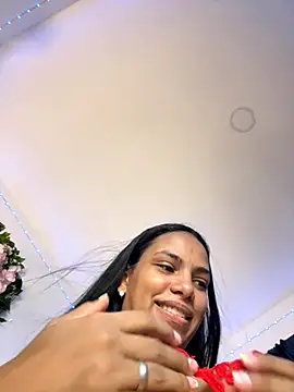 ArielleMillerr online show from 30, 9, 2025