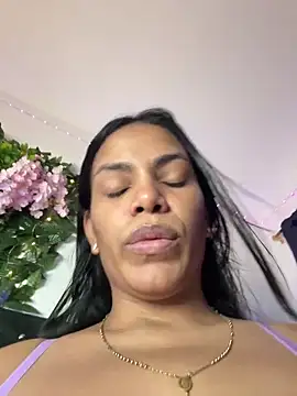 ArielleMillerr online show from 8, 10, 2025