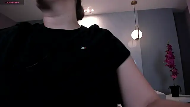 Snapshot of MartinnaBonnet chatting on 27, 2, 2025 MartinnaBonnet online show from 27, 2, 2025