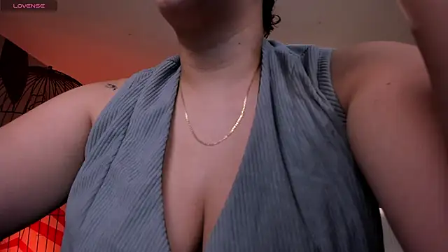 Snapshot of MartinnaBonnet chatting on 18, 3, 2025 MartinnaBonnet online show from 18, 3, 2025