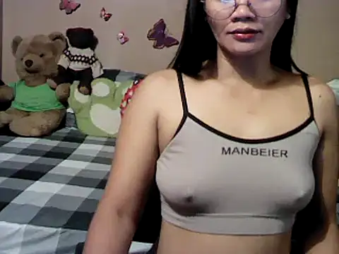 Mia Rein online show from 10, 2, 2025