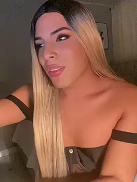 Snapshot of Valery__mt chatting on 11, 12, 2024 Valery mt online show from 11, 12, 2024