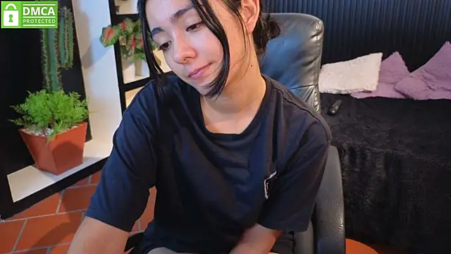 Snapshot of Ivy_Gail chatting on 7, 11, 2025 Ivy Gail online show from 7, 11, 2025