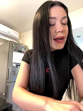 Snapshot of denise_k chatting on 2, 11, 2025 denise k online show from 2, 11, 2025