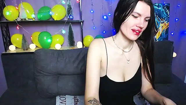 Snapshot of MilaLoona chatting on 14, 1, 2025 MilaLoona online show from 14, 1, 2025