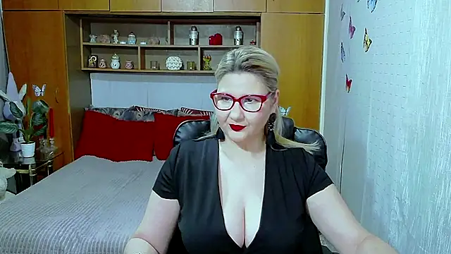 Snapshot of LucilleFenlys chatting on 18, 3, 2026 LucilleFenlys online show from 18, 3, 2026