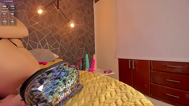 Snapshot of dayra_angels chatting on 27, 10, 2025 dayra angels online show from 27, 10, 2025