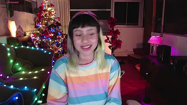 Snapshot of Aquamarinebubble chatting on 17, 12, 2024 Aquamarinebubble online show from 17, 12, 2024