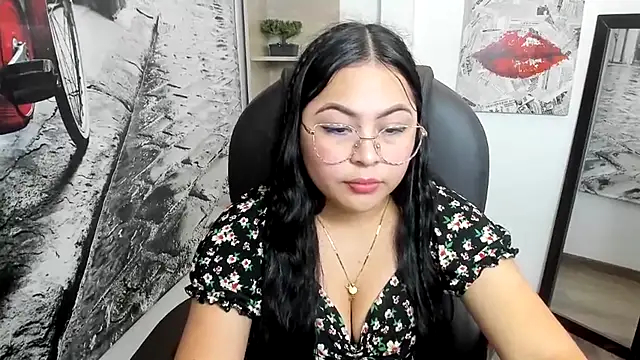 Hana    online show from 12, 11, 2025