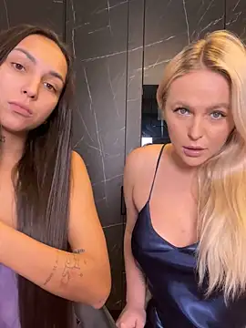 Snapshot of Keep_us_wild chatting on 7, 1, 2025 Keep us wild online show from 7, 1, 2025