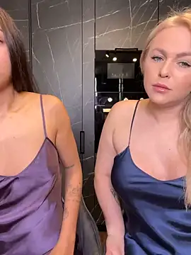 Snapshot of Keep_us_wild chatting on 21, 2, 2025 Keep us wild online show from 21, 2, 2025