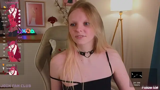 Snapshot of evangel1ne chatting on 18, 9, 2025 evangel1ne online show from 18, 9, 2025