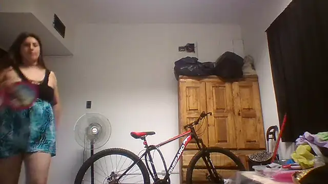 Snapshot of La_pauli_latina chatting on 10, 12, 2024 La pauli latina online show from 10, 12, 2024