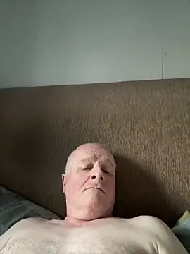 Snapshot of locallad88 chatting on 3, 1, 2025 locallad88 online show from 3, 1, 2025