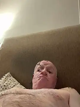 Snapshot of locallad88 chatting on 4, 2, 2025 locallad88 online show from 4, 2, 2025