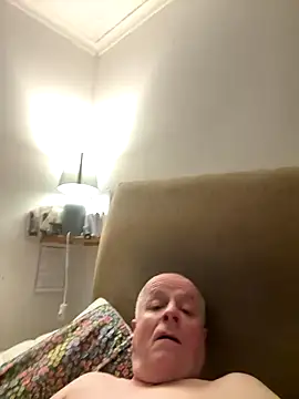 Snapshot of locallad88 chatting on 30, 9, 2025 locallad88 online show from 30, 9, 2025