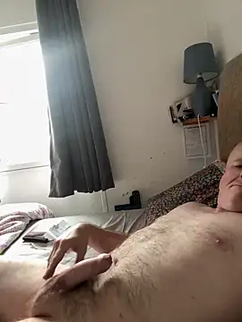 Snapshot of locallad88 chatting on 2, 10, 2025 locallad88 online show from 2, 10, 2025