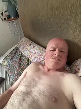 Snapshot of locallad88 chatting on 10, 10, 2025 locallad88 online show from 10, 10, 2025