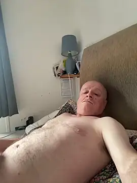 Snapshot of locallad88 chatting on 11, 10, 2025 locallad88 online show from 11, 10, 2025