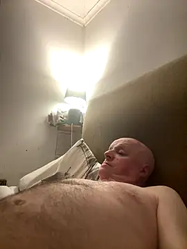 Snapshot of locallad88 chatting on 28, 10, 2025 locallad88 online show from 28, 10, 2025