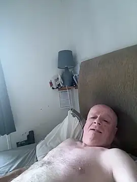 Snapshot of locallad88 chatting on 21, 11, 2025 locallad88 online show from 21, 11, 2025