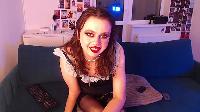 Snapshot of ursula_davis chatting on 22, 12, 2024 ursula davis online show from 22, 12, 2024