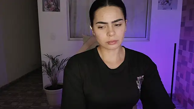 sexyladyy  online show from 4, 3, 2025