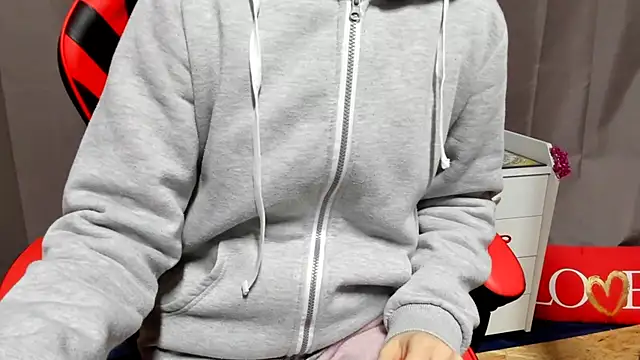 xSportyKatyx online show from 1, 3, 2025