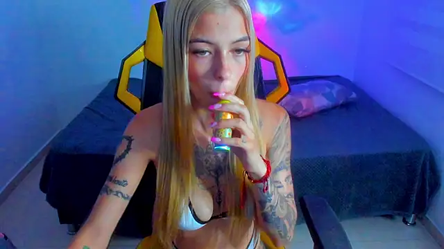 Snapshot of barbiee_05 chatting on 2, 3, 2026 barbiee 05 online show from 2, 3, 2026