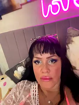 Snapshot of Lolaley2 chatting on 11, 10, 2025 Lolaley2 online show from 11, 10, 2025