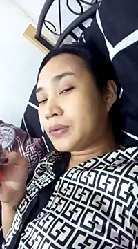 Snapshot of HeartOfAsia- chatting on 6, 1, 2025 HeartOfAsia- online show from 6, 1, 2025