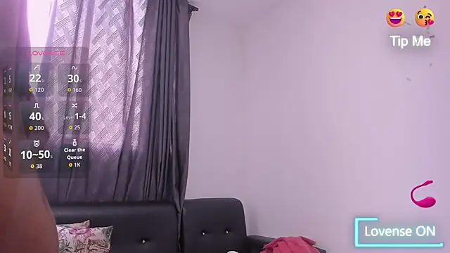 CuteEbony1 online show from 8, 9, 2025