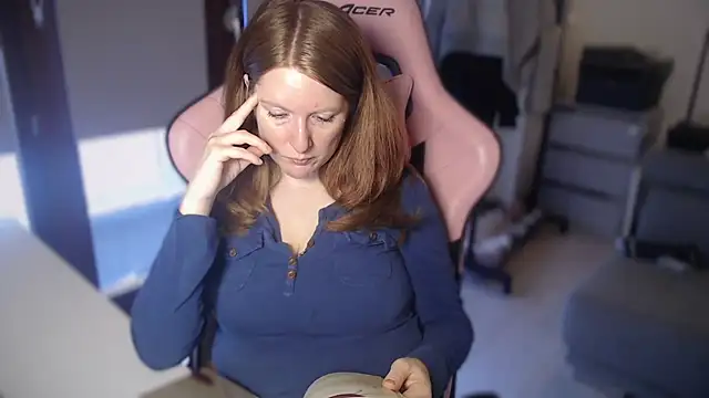 Exotic-Desire online show from 4, 11, 2025