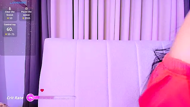 Snapshot of MaddisonWelch chatting on 6, 11, 2025 MaddisonWelch online show from 6, 11, 2025