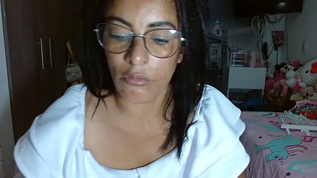 kateleyagrey online show from 6, 12, 2024