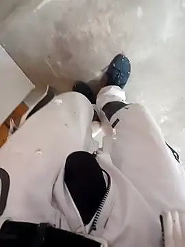 Snapshot of GeilerSchweizer chatting on 18, 11, 2025 GeilerSchweizer online show from 18, 11, 2025