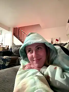 Snapshot of ClumsyLink chatting on 22, 12, 2025 ClumsyLink online show from 22, 12, 2025