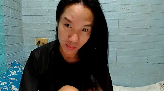 Snapshot of AsianNaughtiesMistress chatting on 2, 3, 2025 AsianNaughtiesMistress online show from 2, 3, 2025