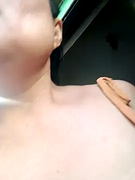 Sofiafuckbabes online show from 18, 1, 2025